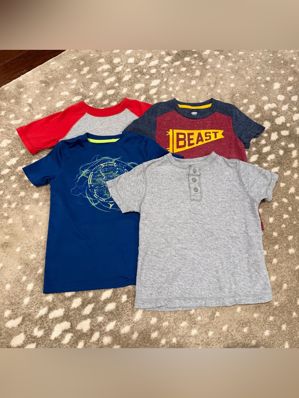 Bundle (4) Boys Short-Sleeve Shirts - Gray, Navy, Red, Maroon. Size 5